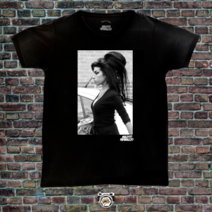 Amy Winehouse Back in Black