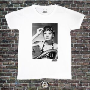 Audrey Hepburn Playa