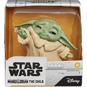Hasbro Star Wars Baby Yoda En Pose: Usando La Fuerza